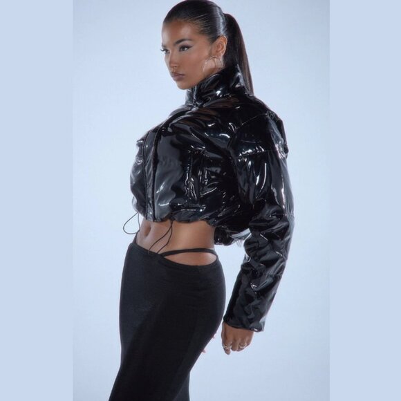 Pretty Little Thing Women's Black Vinyl Bubble Puffer Jacket - 12 - Picture 1 of 7